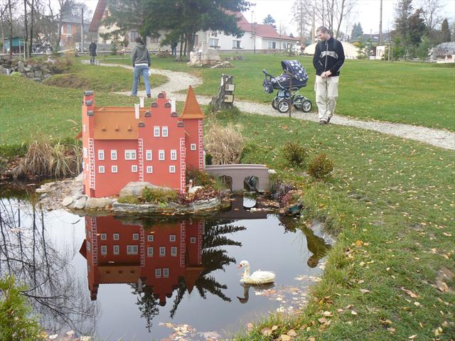 Zámek Červená Lhota