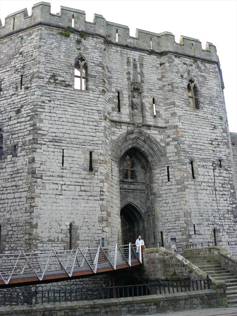Vstupní brána hradu